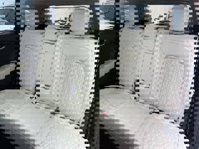 Used 2022 Lincoln Nautilus Black Label w/ Class II Trailer Tow Package image 14