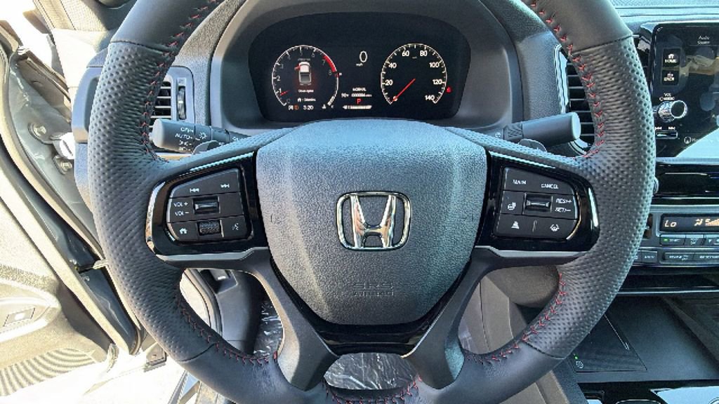 New 2026 Honda Ridgeline Black Edition image 18