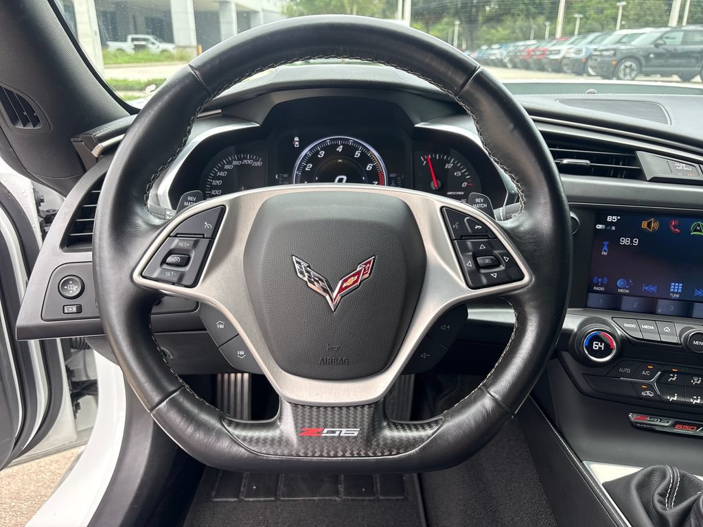 Used 2019 Chevrolet Corvette Z06 RWD image 18