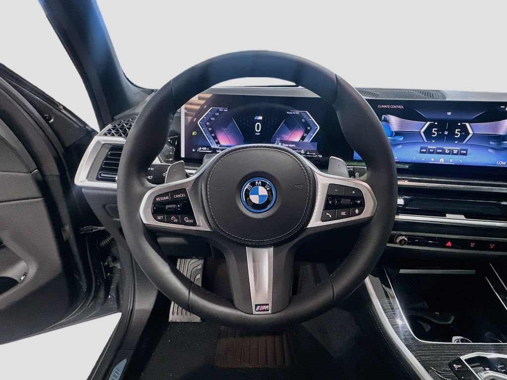 New 2026 BMW X5 xDrive50e w/ M Sport Package AWD/4WD image 11
