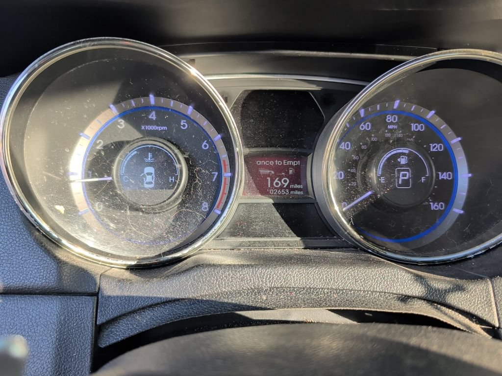 Used 2011 Hyundai Sonata SE w/ Navigation & Sunroof Pkg 4 FWD image 6