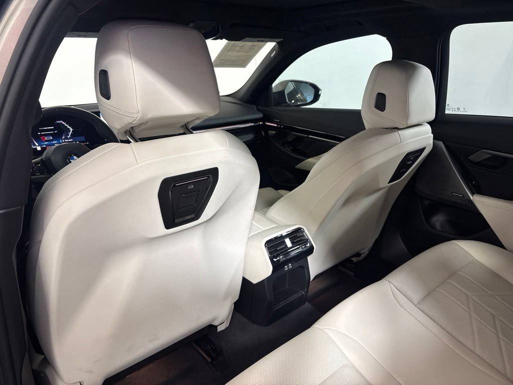 Certified 2026 BMW 530i w/ M Sport Package RWD image 30
