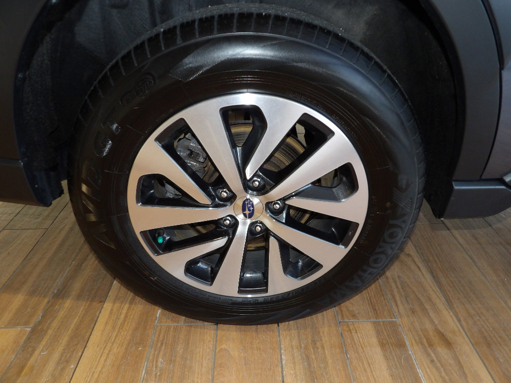 Used 2025 Subaru Outback Premium AWD/4WD image 5
