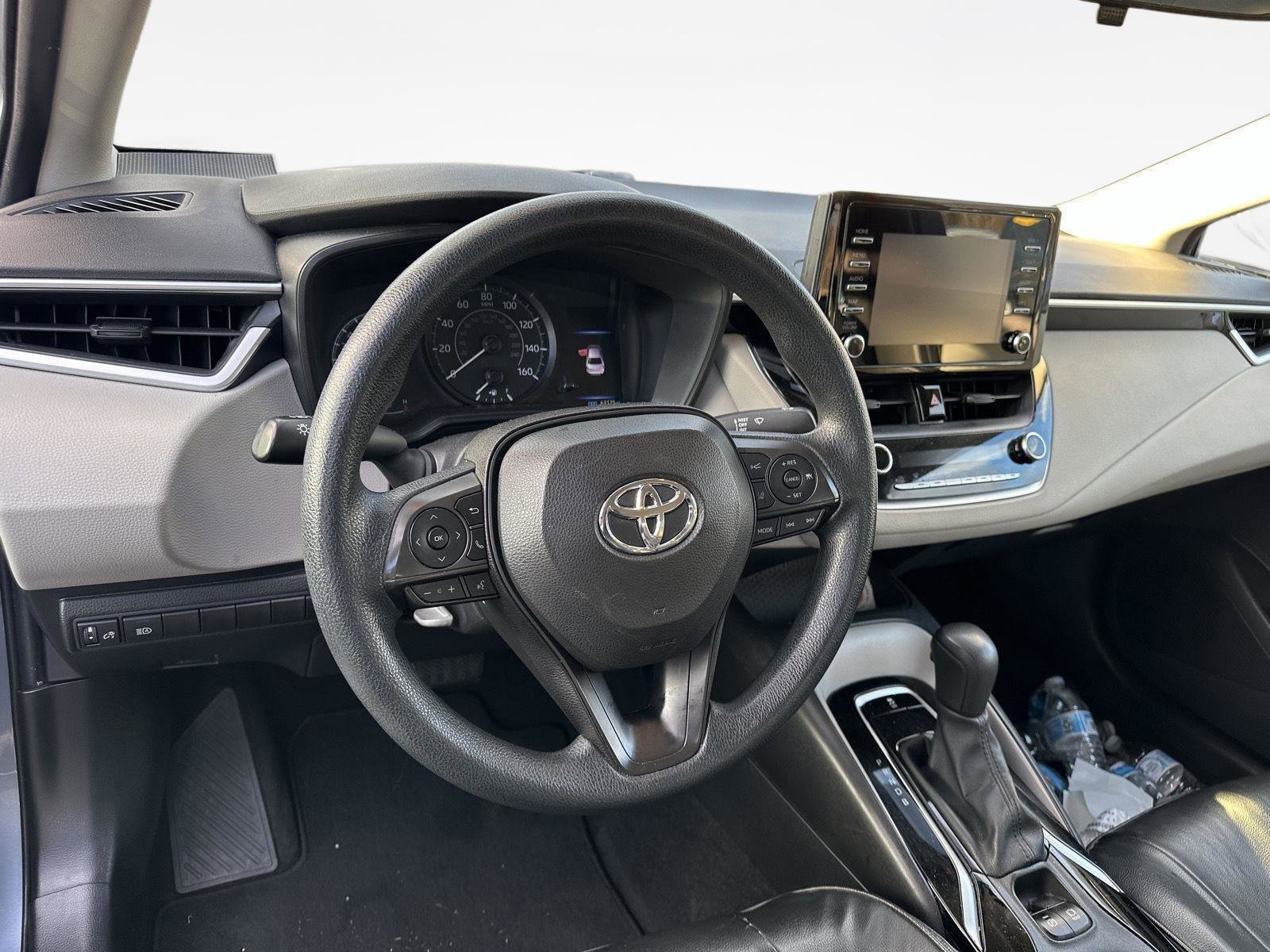 Certified 2020 Toyota Corolla L image 29