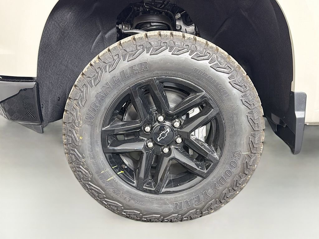 New 2026 Chevrolet Silverado 1500 Custom Trail Boss AWD/4WD image 26