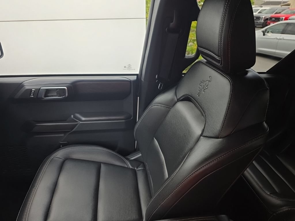 Used 2025 Ford Bronco Badlands AWD/4WD image 25