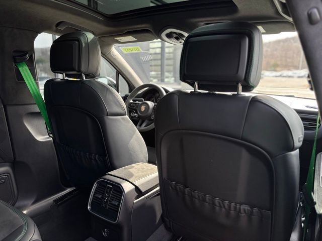 Used 2023 Porsche Macan GTS image 52