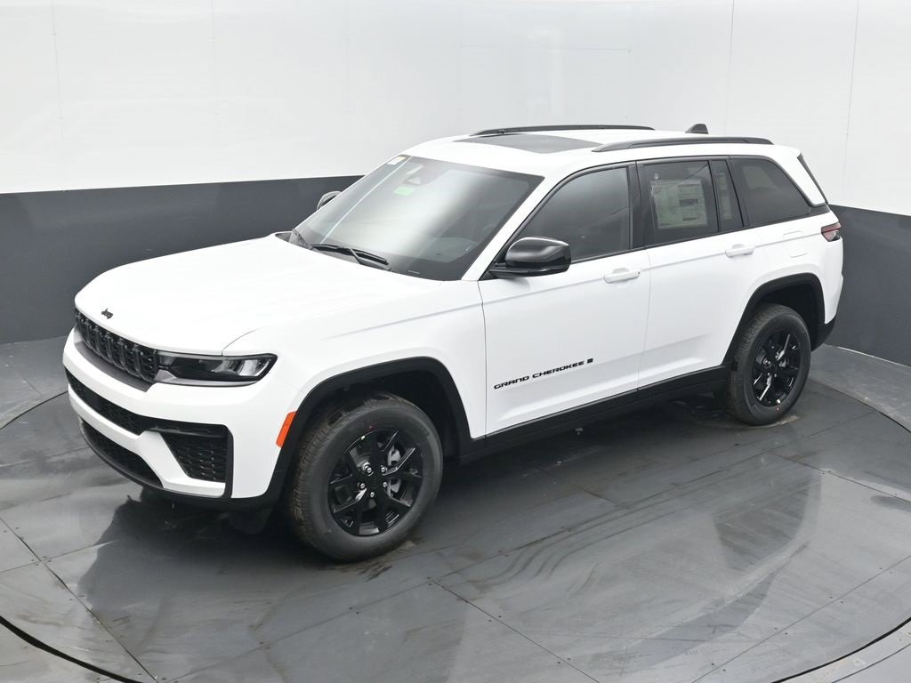 New 2026 Jeep Grand Cherokee Laredo image 37