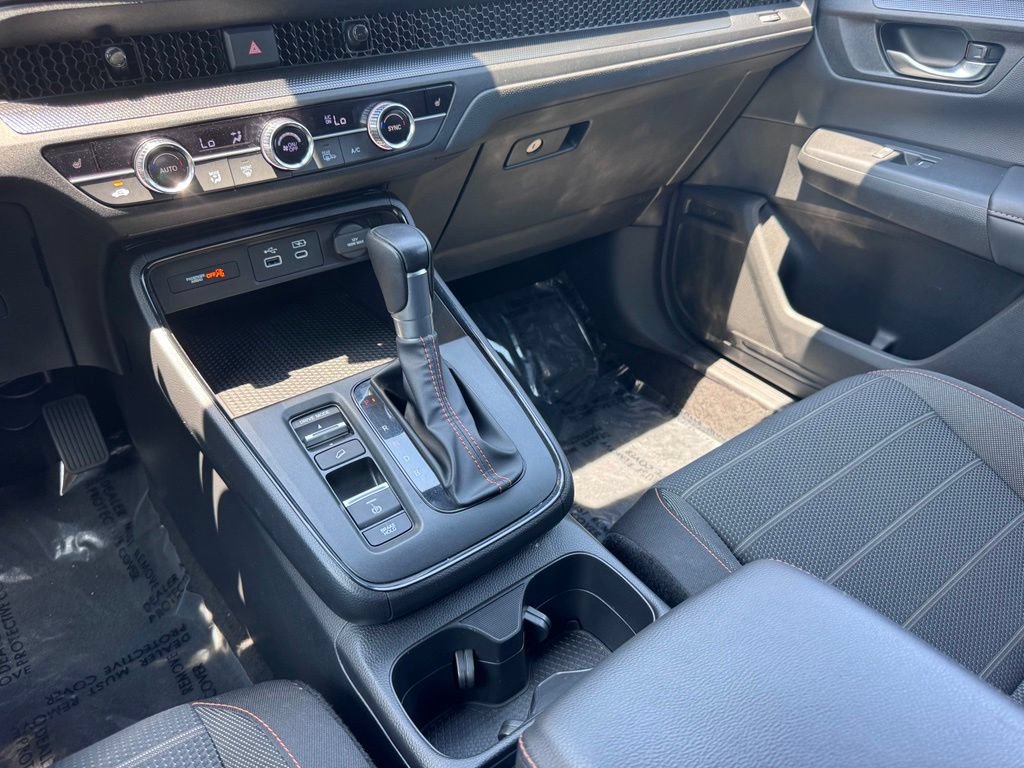 Used 2025 Honda CR-V Sport image 31