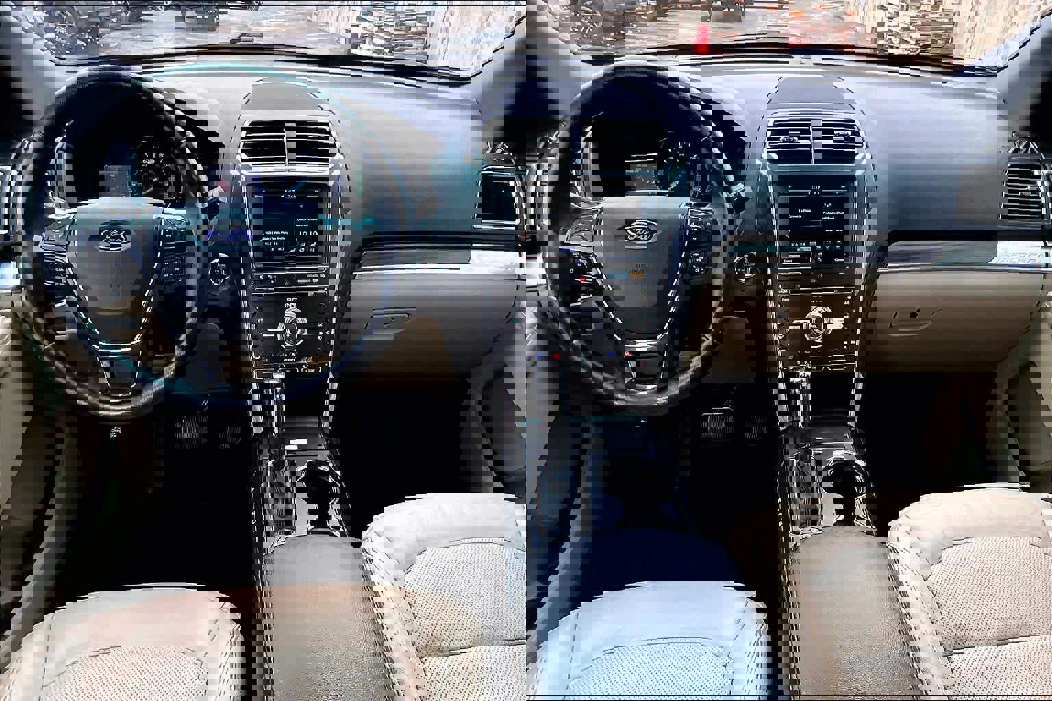 Used 2016 Ford Explorer Limited w/ Equipment Group 303A image 16