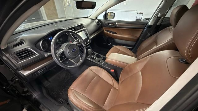 Used 2018 Subaru Outback 3.6R Touring w/ Popular Package #3 image 16