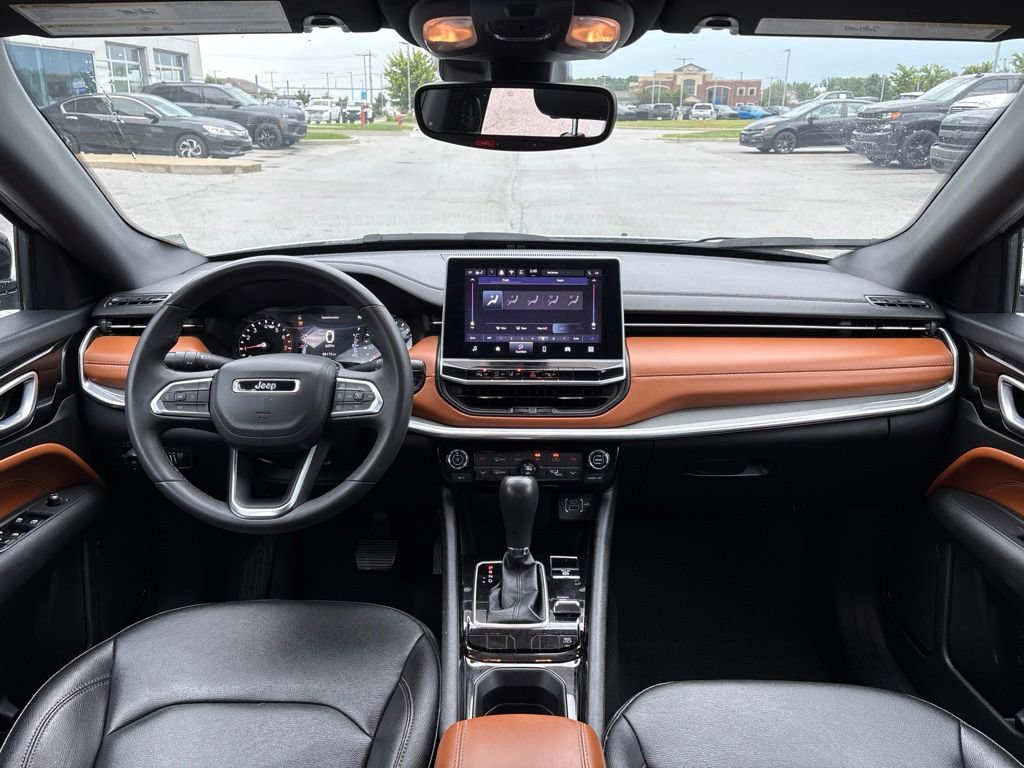 Used 2024 Jeep Compass Limited AWD/4WD image 19