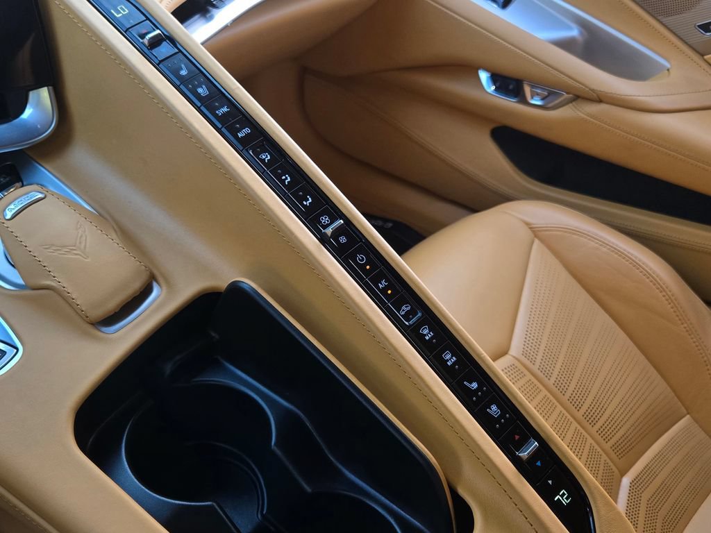 Used 2022 Chevrolet Corvette Stingray Premium Cpe w/ Z51 Performance Package RWD image 34