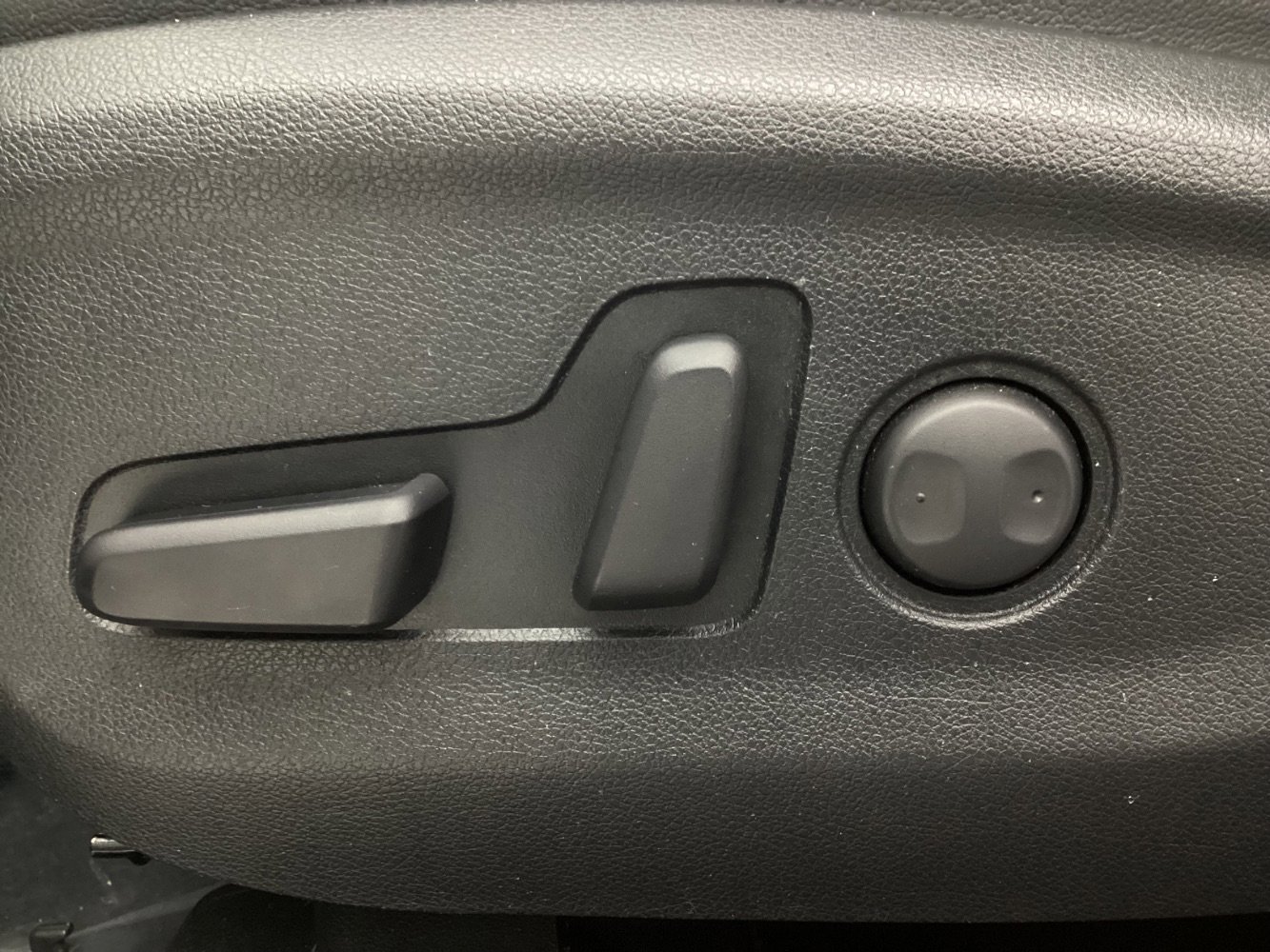 Used 2020 Kia Sportage SX image 38