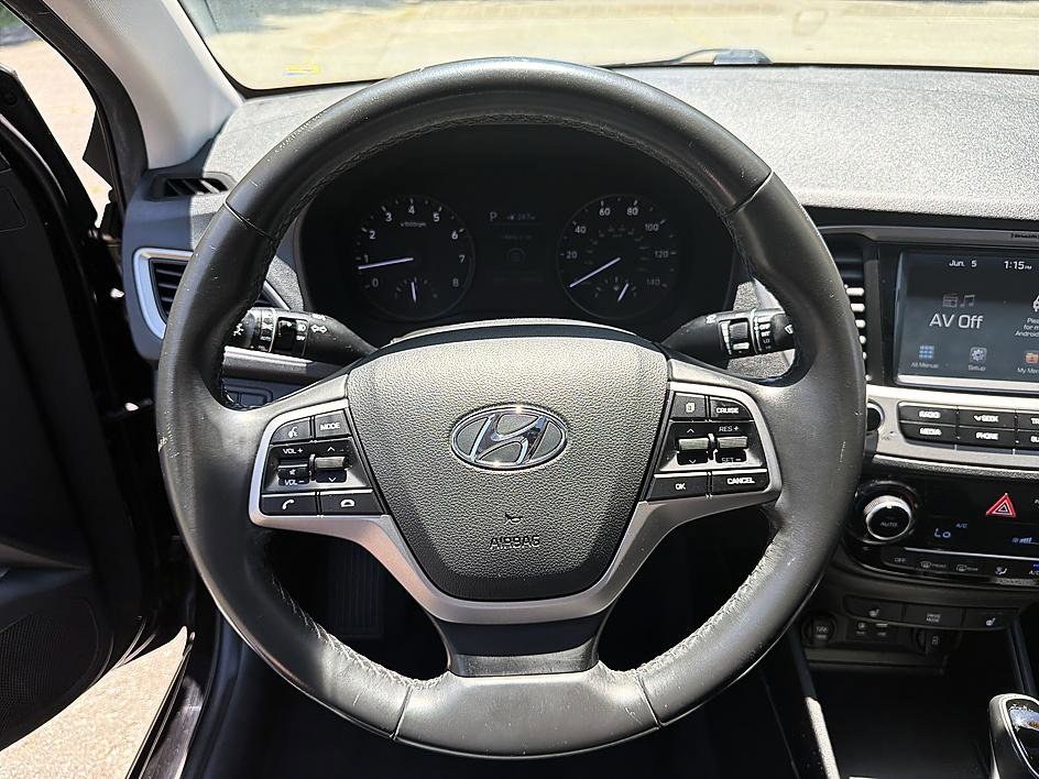 Used 2019 Hyundai Accent Limited FWD image 9