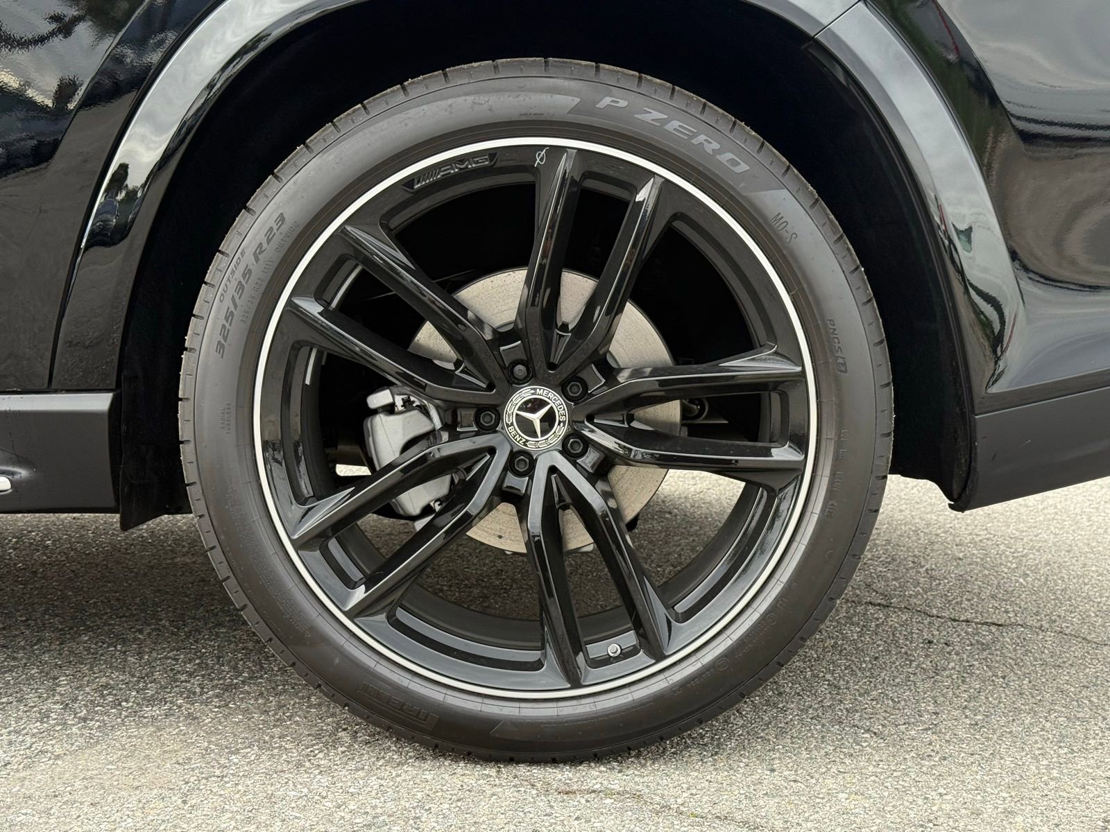 New 2026 Mercedes-Benz GLS 580 4MATIC image 14