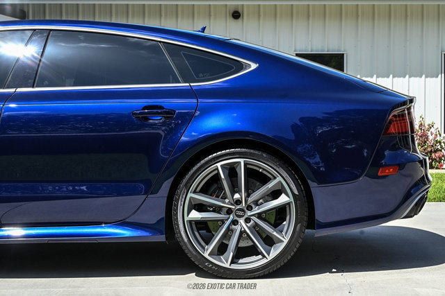 Used 2018 Audi RS 7 Performance w/ Driver Assistance Package AWD/4WD image 5