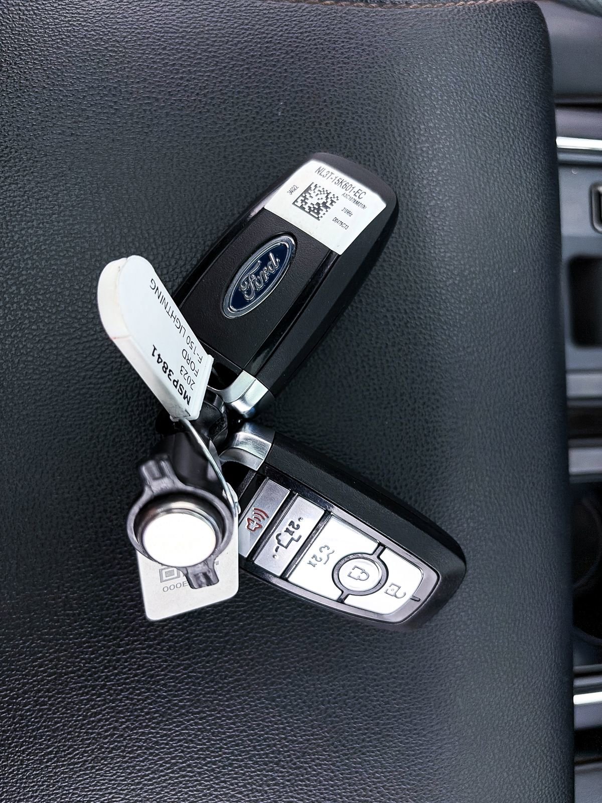 Used 2023 Ford F150 Lightning Lariat w/ Equipment Group 511A High image 32