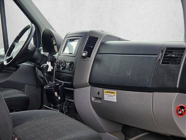 Used 2018 Mercedes-Benz Sprinter 2500 image 16