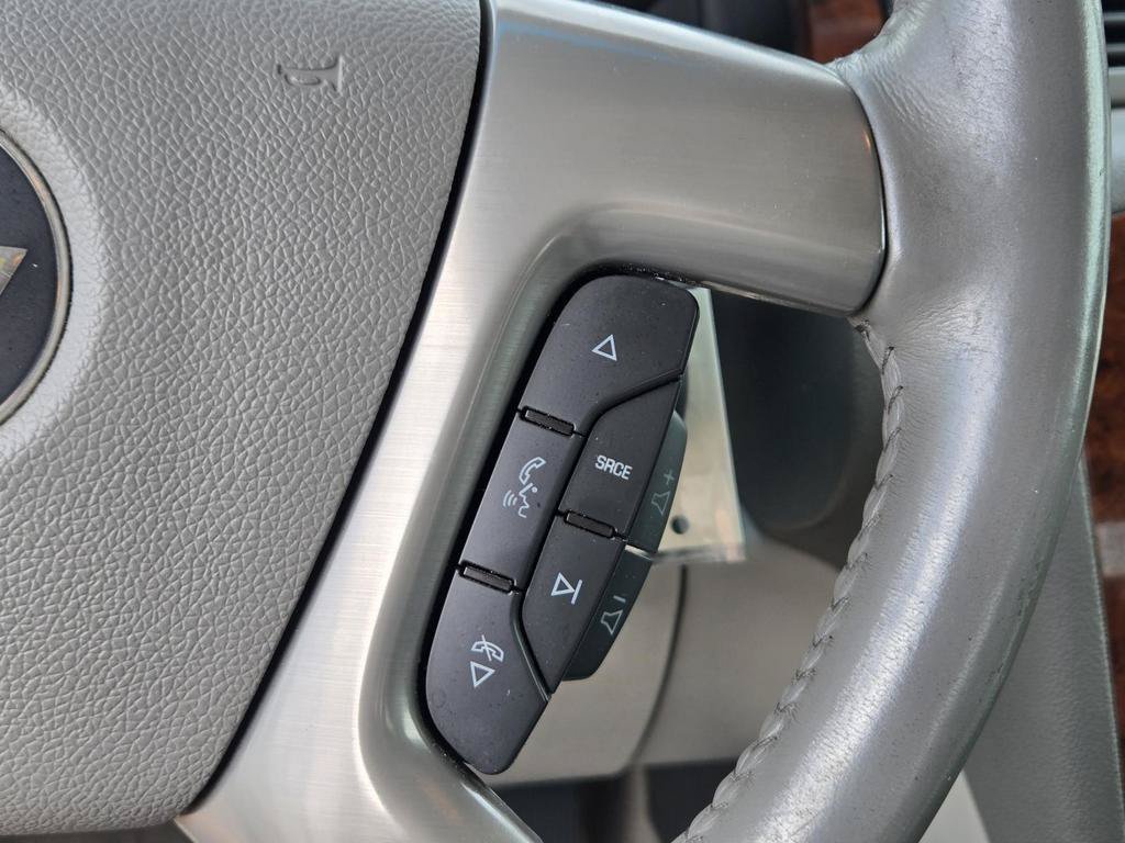 Used 2014 Chevrolet Silverado 2500 LTZ w/ LTZ Plus Package AWD/4WD image 21