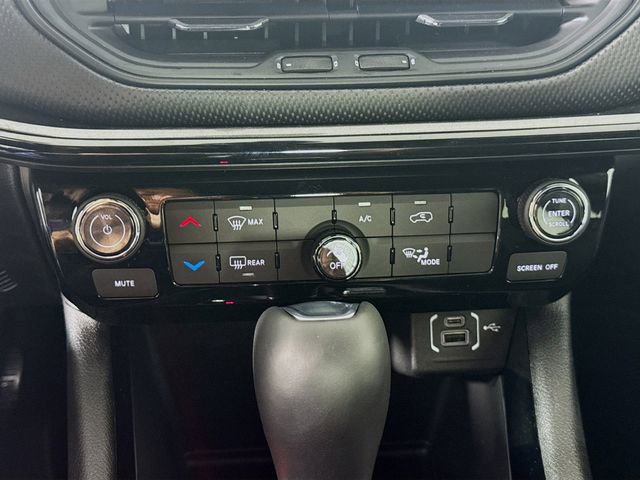 New 2026 Jeep Compass Latitude image 17