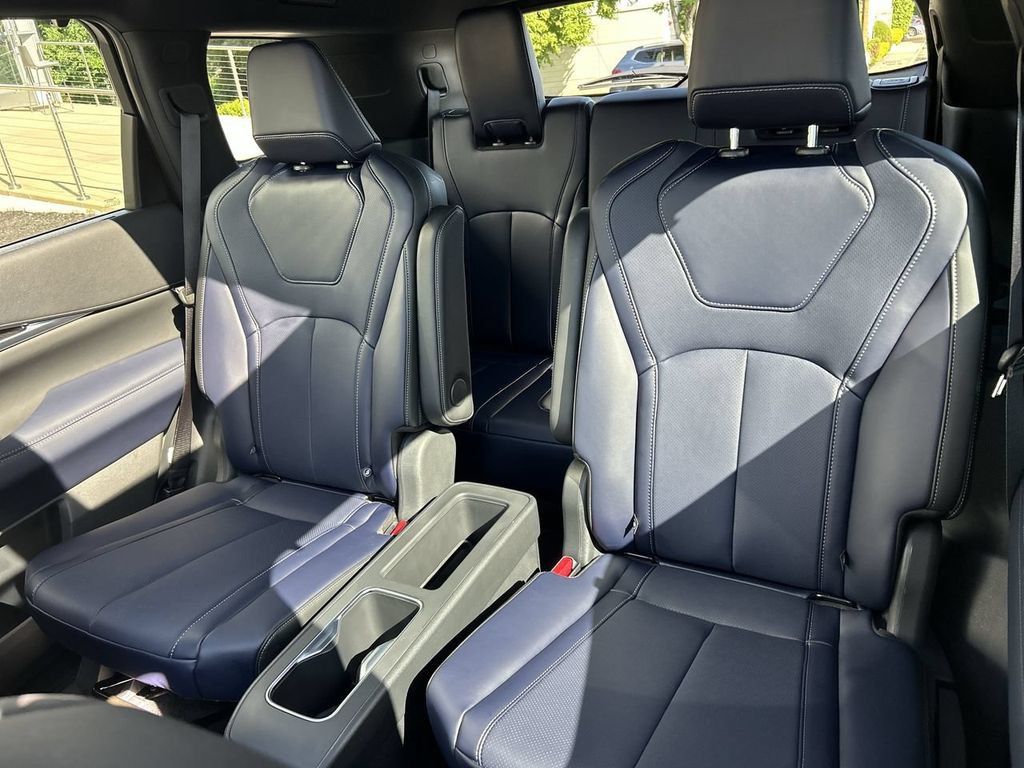Certified 2026 INFINITI QX60 Sport w/ Dark Cargo Package AWD/4WD image 23