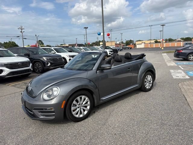 Used 2018 Volkswagen Beetle 2.0T S FWD image 16
