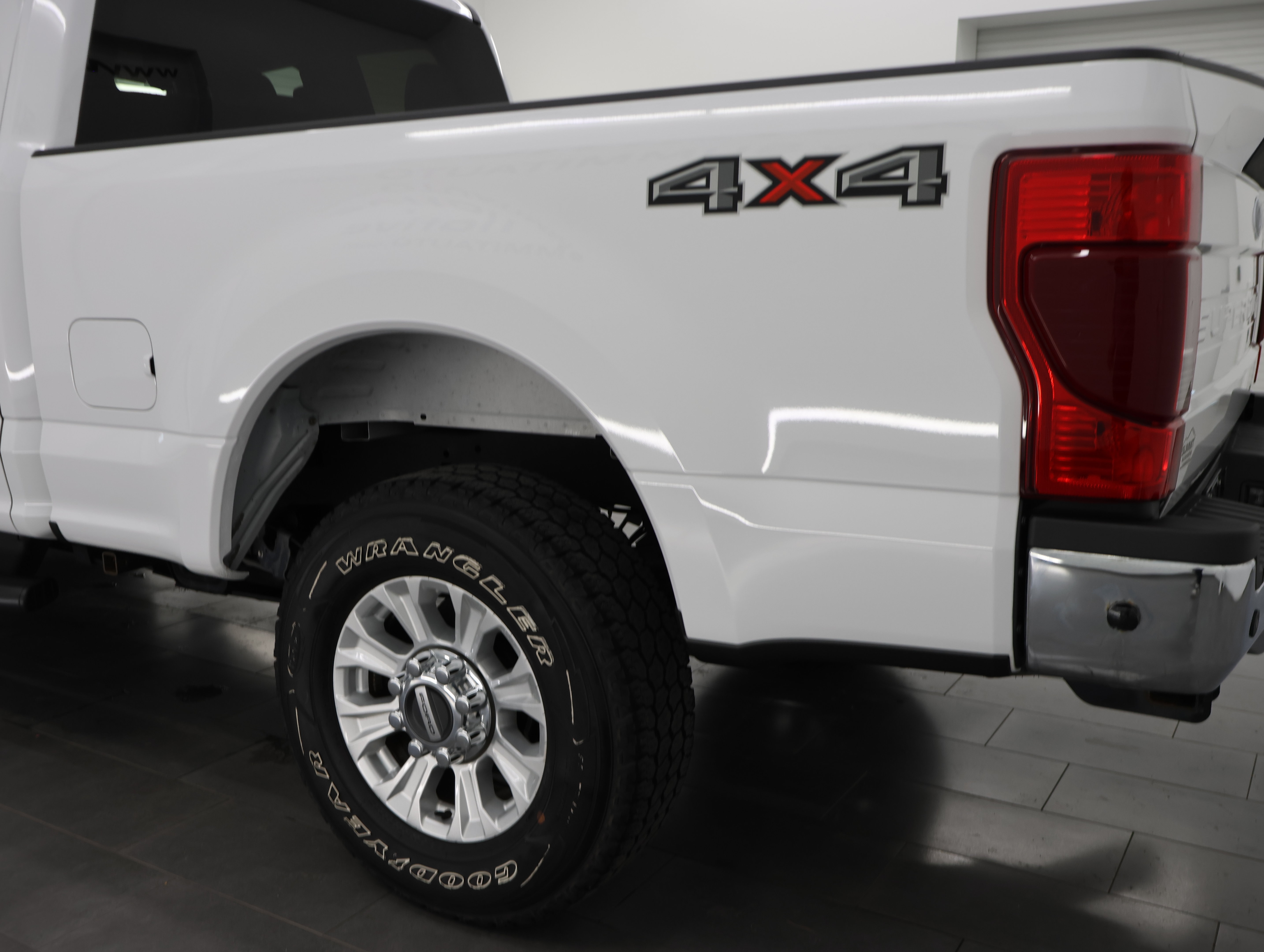 Used 2020 Ford F250 XLT w/ XLT Value Package AWD/4WD image 29
