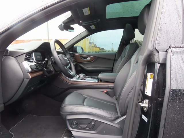 Used 2023 Audi Q8 Premium Plus w/ Premium Plus Package image 14