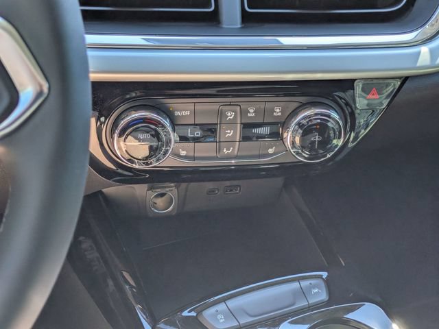 New 2026 Chevrolet Trax LT w/ Driver Confidence Package FWD image 17
