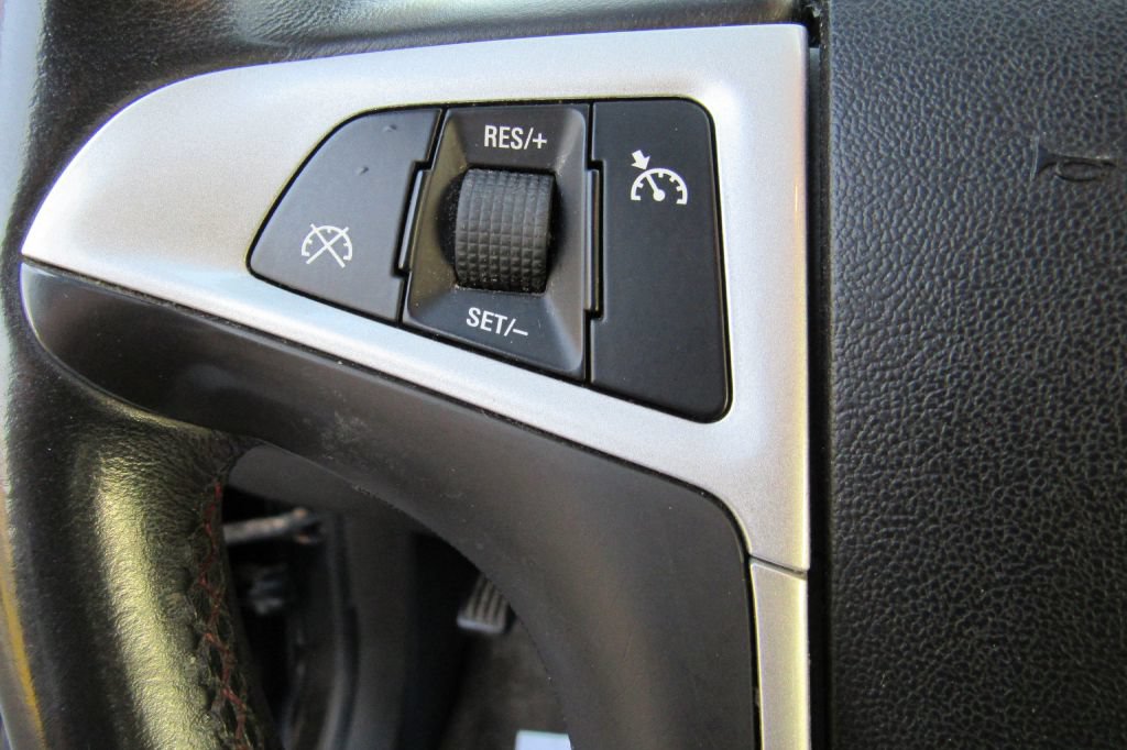 Used 2010 Chevrolet Equinox LT AWD/4WD image 27