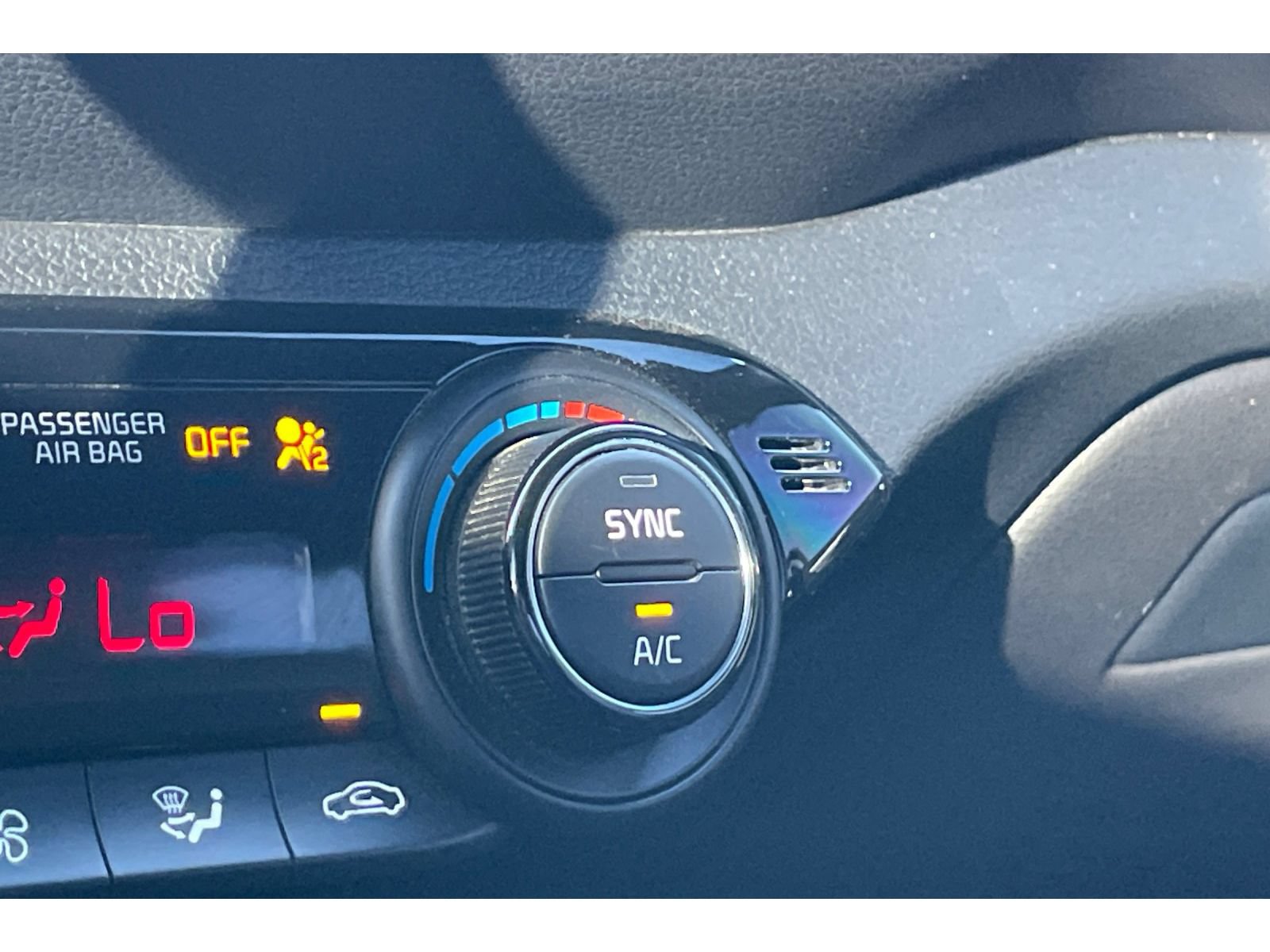 Used 2023 Kia Forte GT FWD image 27