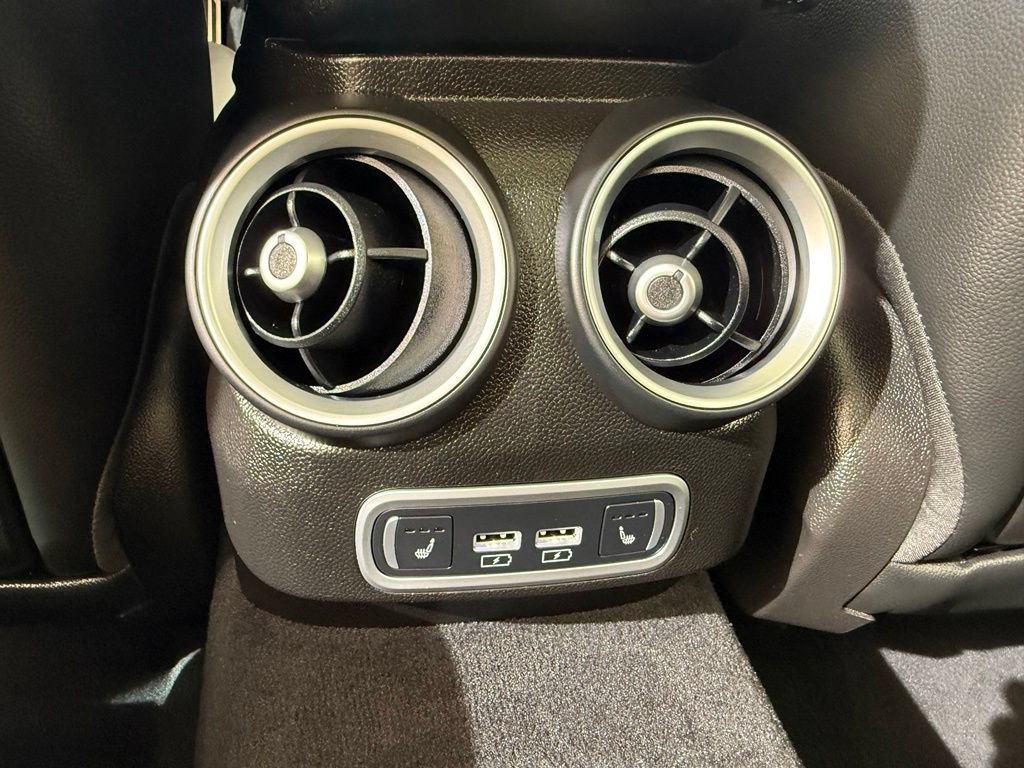 New 2025 Alfa Romeo Giulia RWD image 23