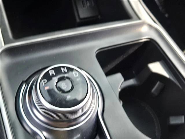 Used 2023 Ford Edge SE image 11