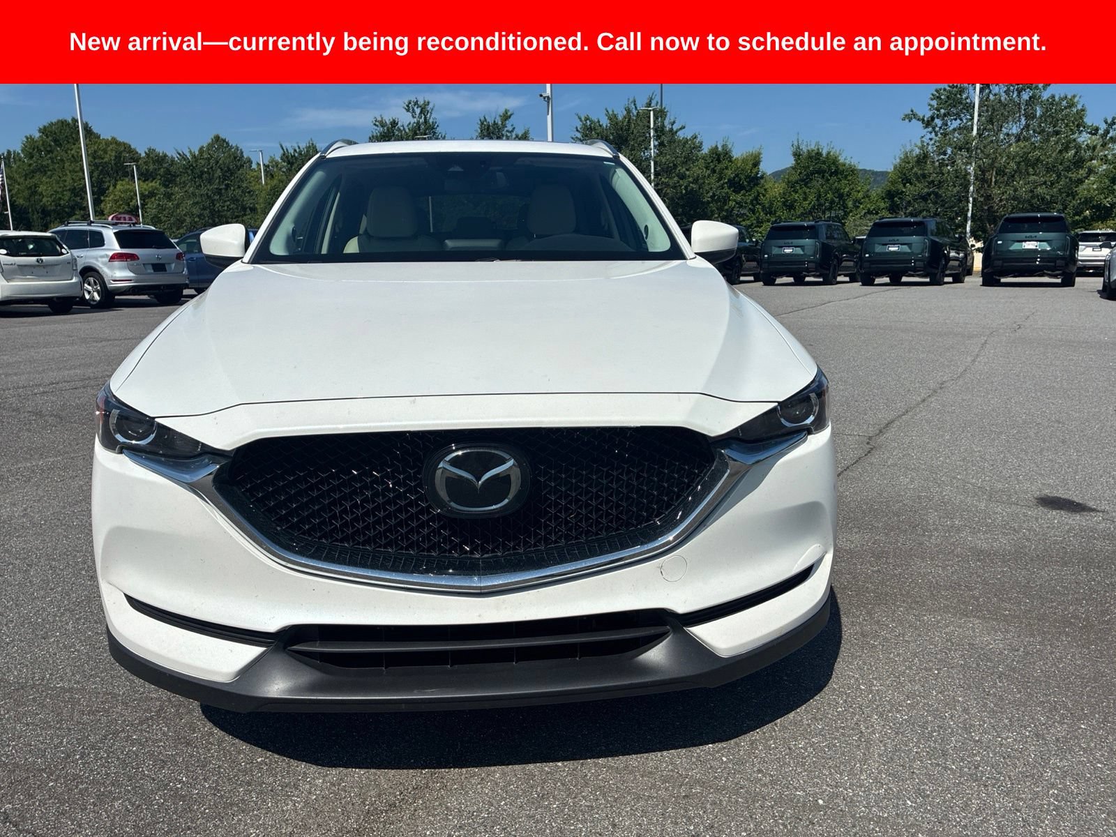 Used 2018 MAZDA CX-5 Touring w/ Preferred Equipment Package FWD image 2