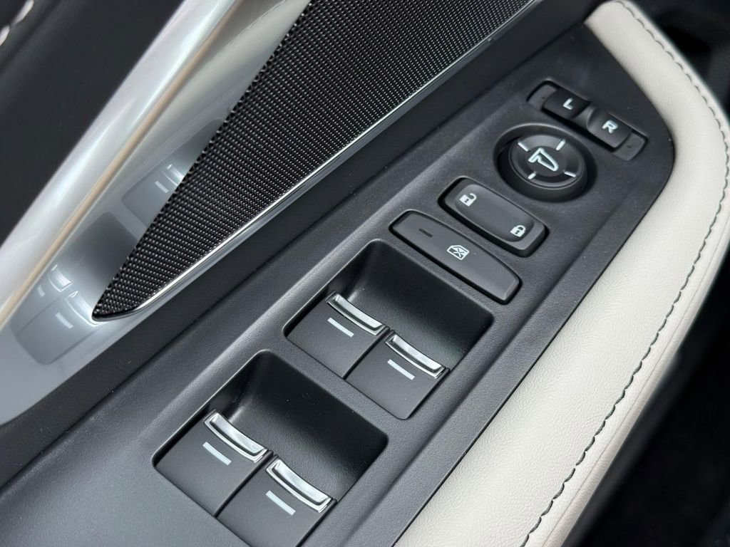 New 2026 Acura RDX SH-AWD image 17