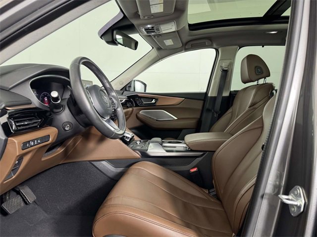 Used 2024 Acura MDX SH-AWD w/ Technology Package image 4