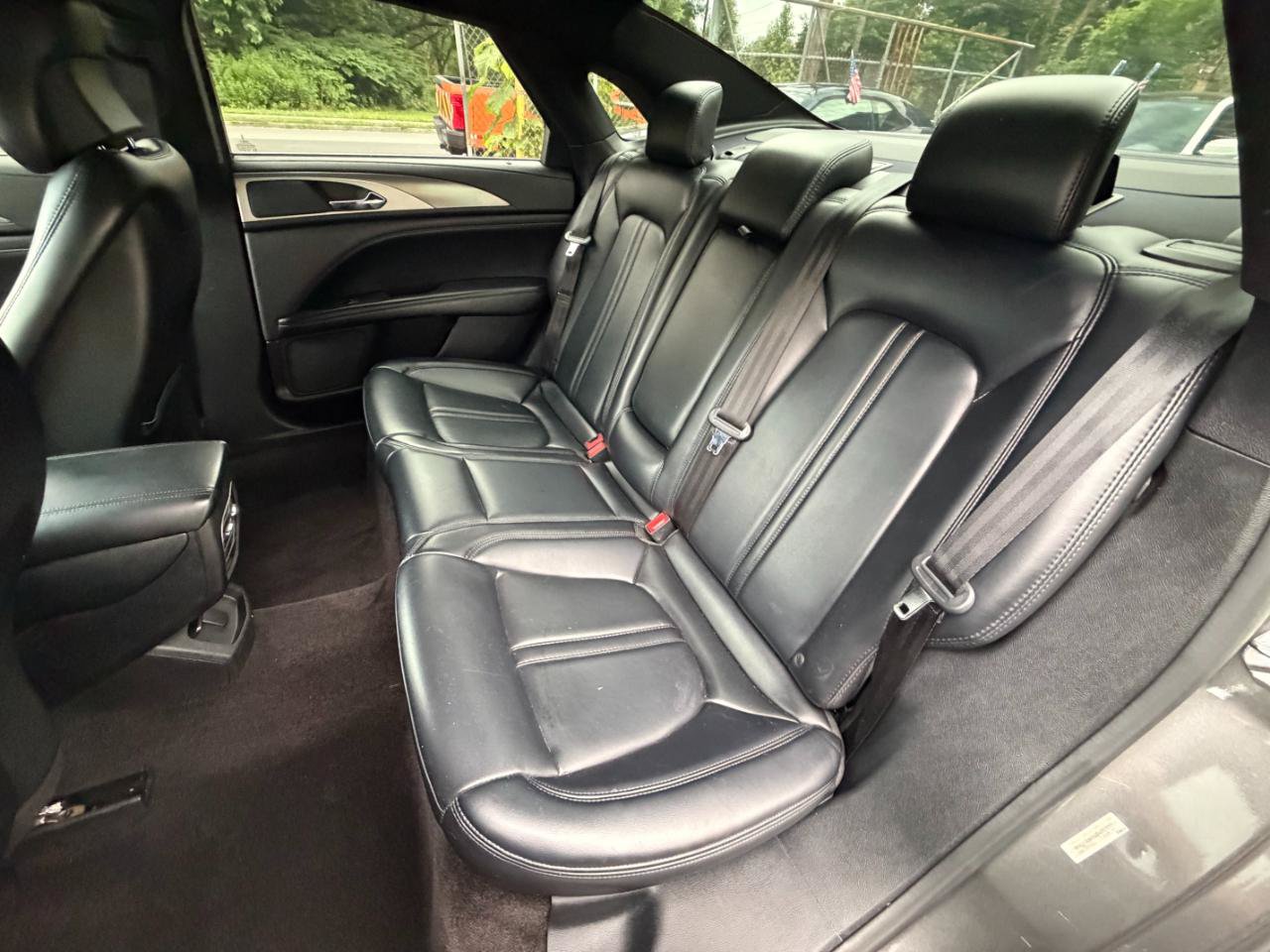 Used 2017 Lincoln MKZ Premiere FWD image 30