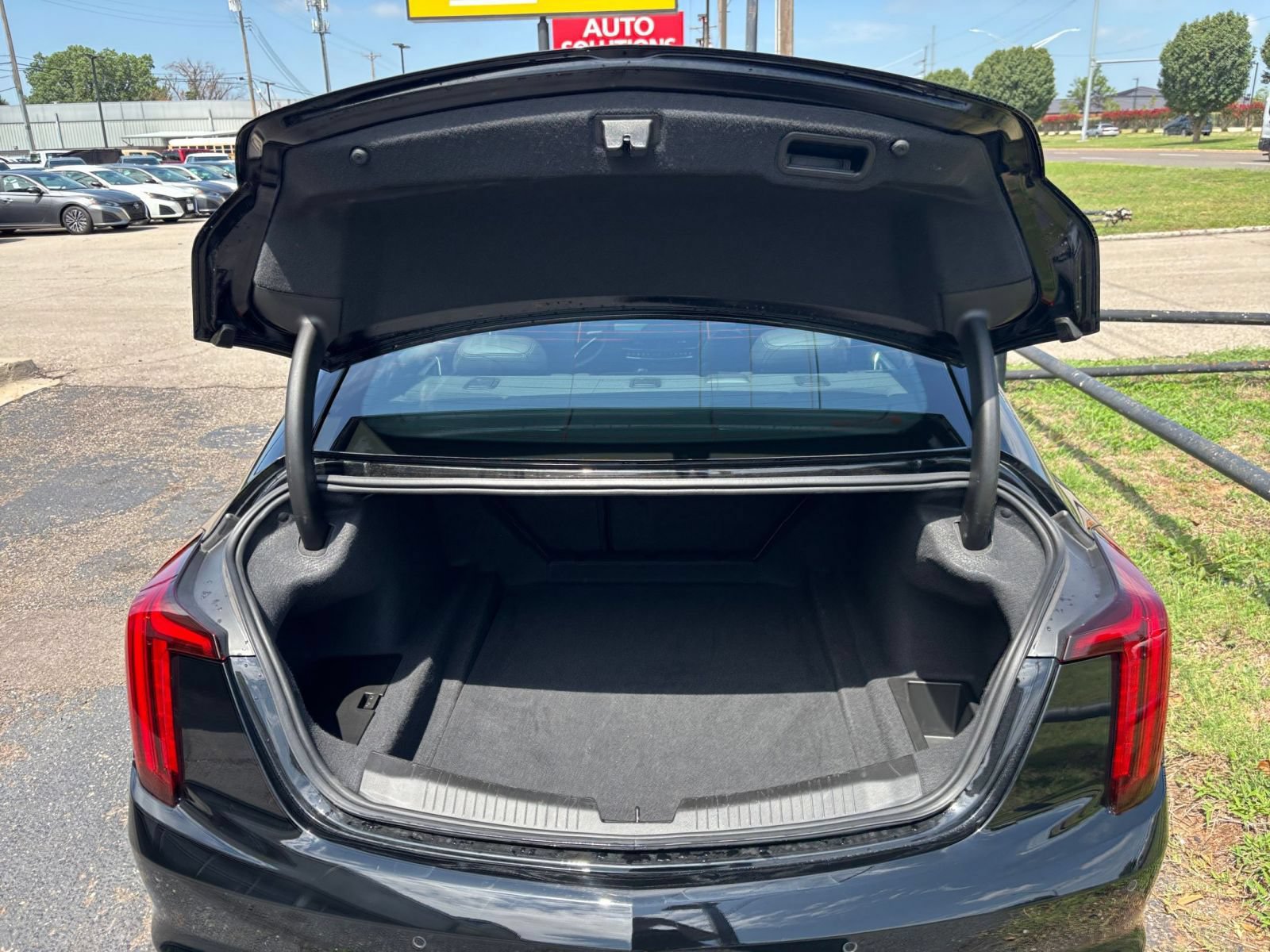 Used 2026 Cadillac CT5 Premium Luxury RWD image 32