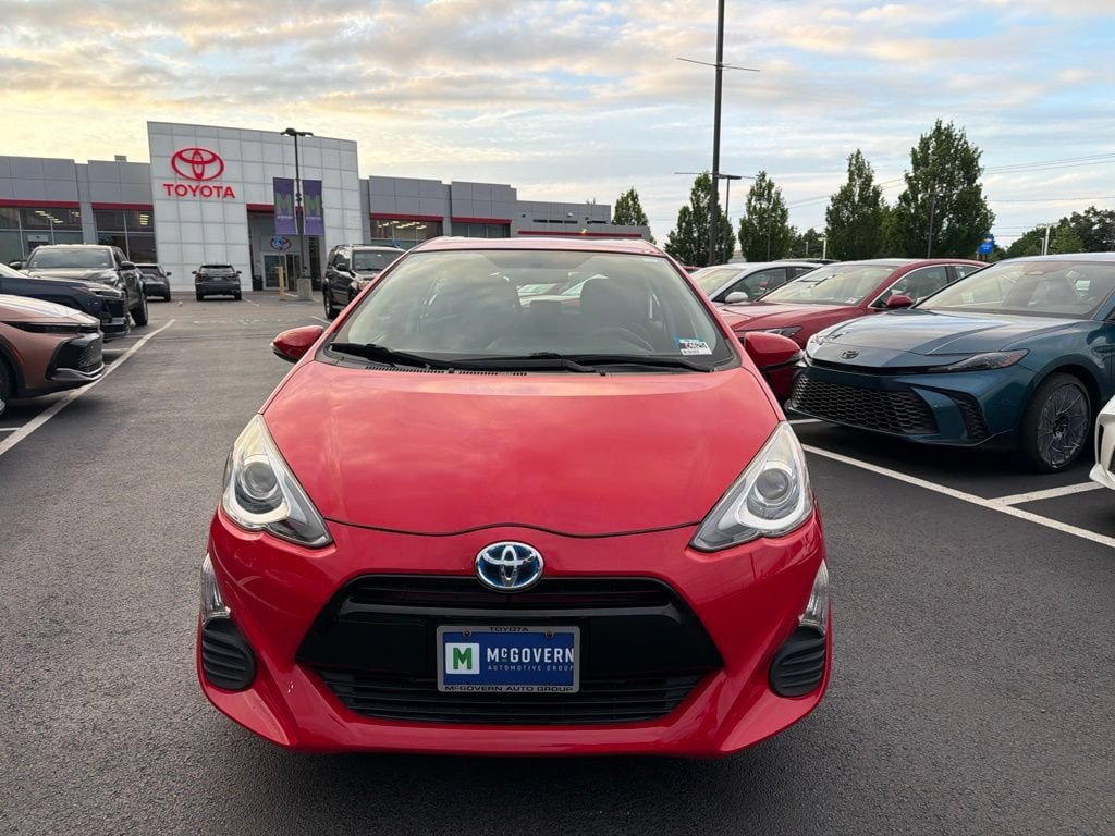 Used 2016 Toyota Prius C Two FWD image 2