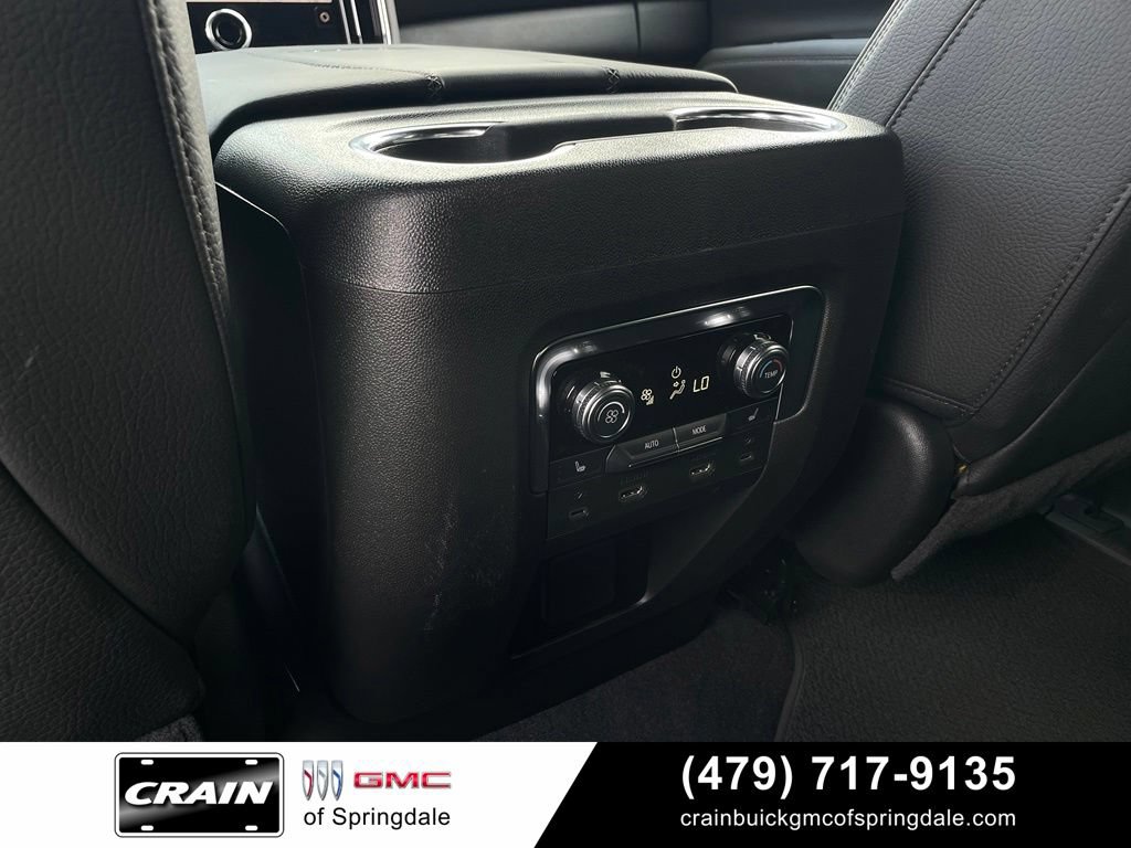 Used 2026 GMC Yukon Denali w/ Advanced Technology Package AWD/4WD image 27