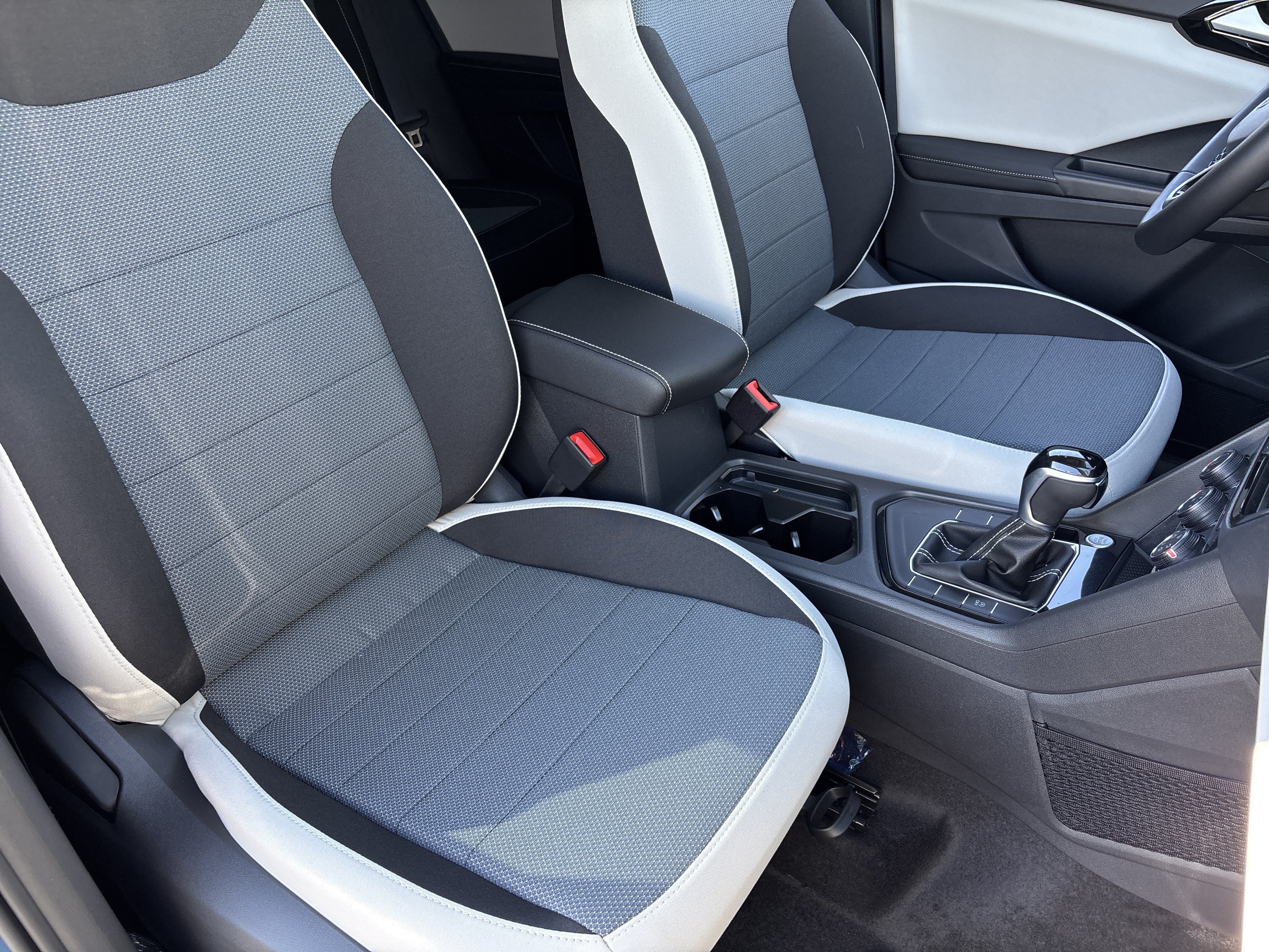 New 2026 Volkswagen Taos S FWD image 7