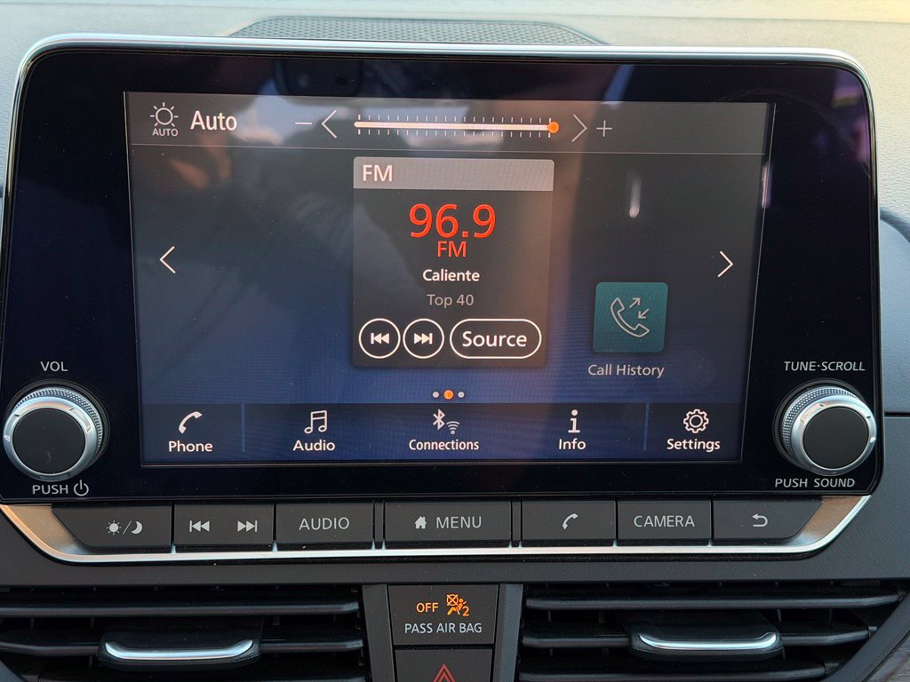 Certified 2025 Nissan Altima 2.5 SV FWD image 29