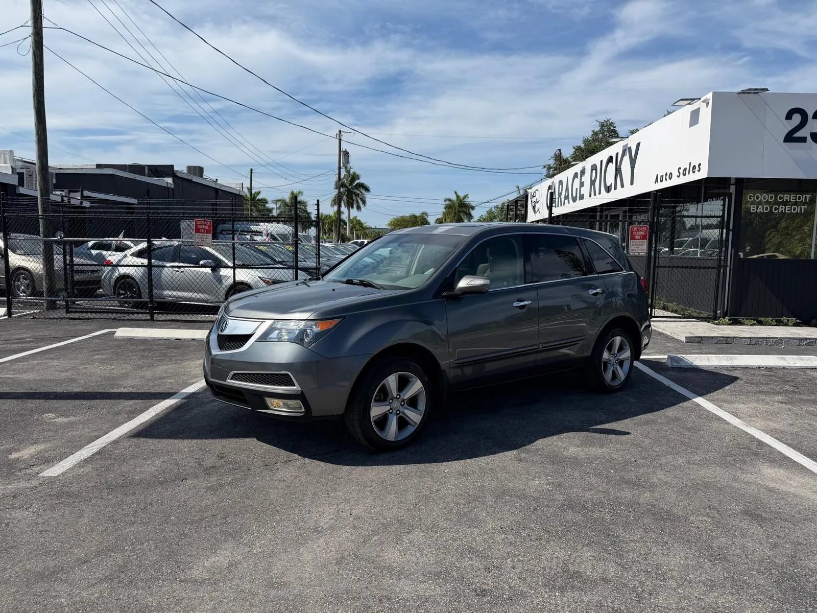 Used 2011 Acura MDX w/ Technology & Entertainment