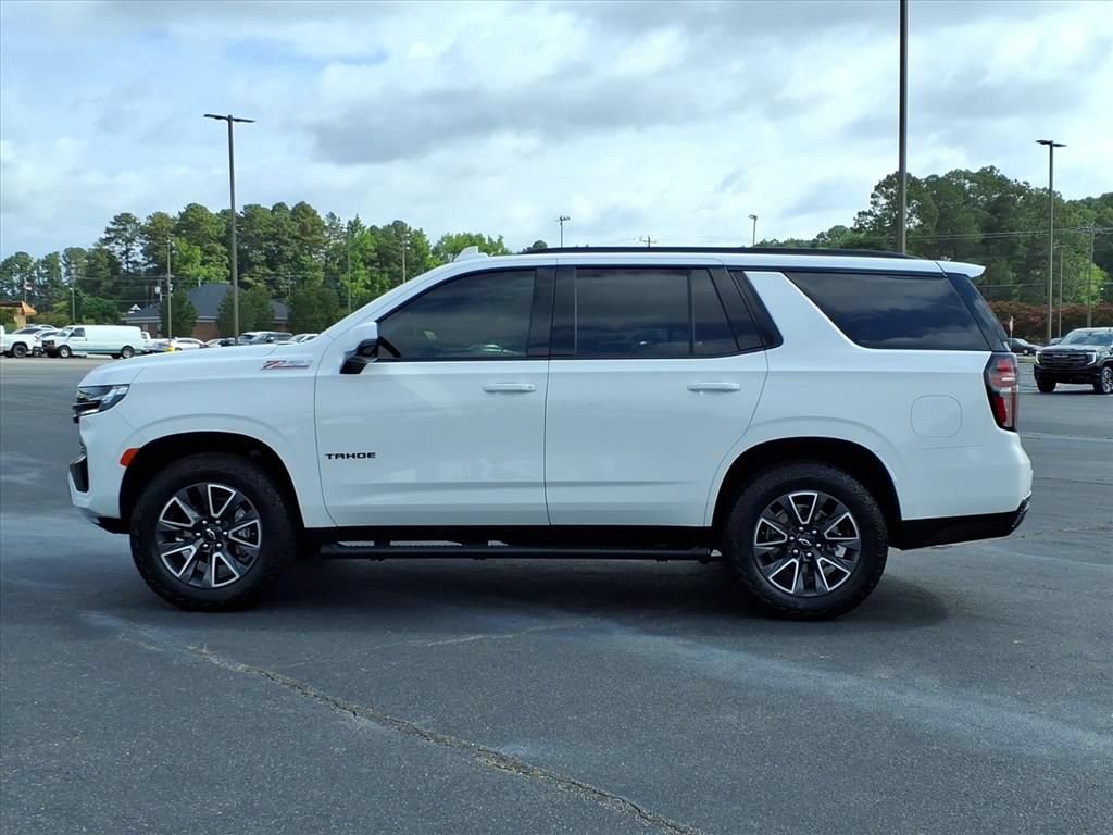 Used 2024 Chevrolet Tahoe Z71 w/ Luxury Package AWD/4WD image 16