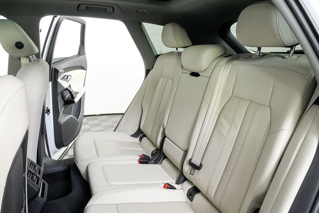 Used 2025 Audi Q5 Premium Plus w/ Premium Plus image 21