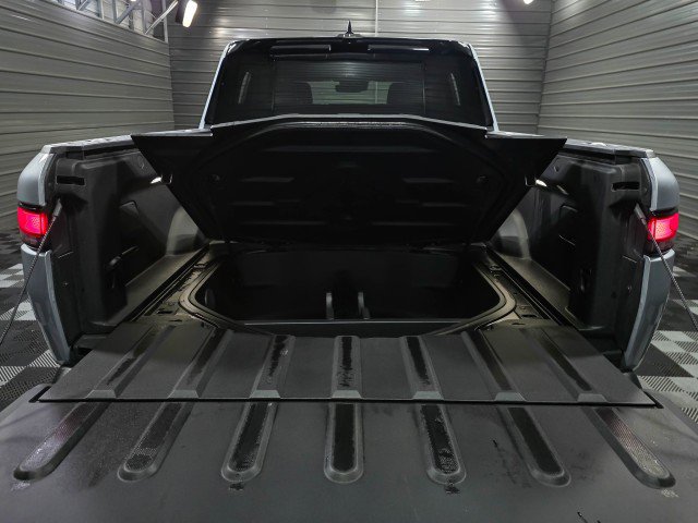 Used 2025 Rivian R1T Adventure image 12