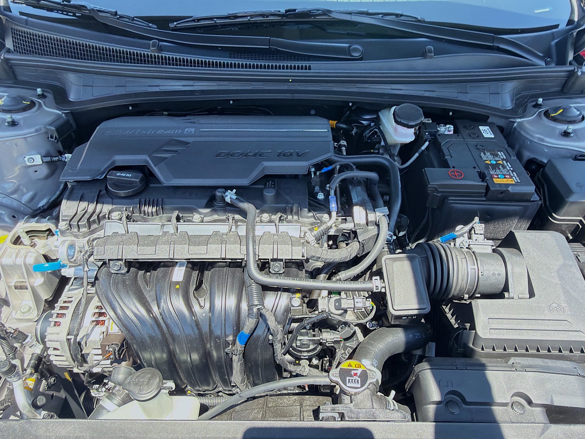 New 2026 Hyundai Elantra Sport FWD image 22