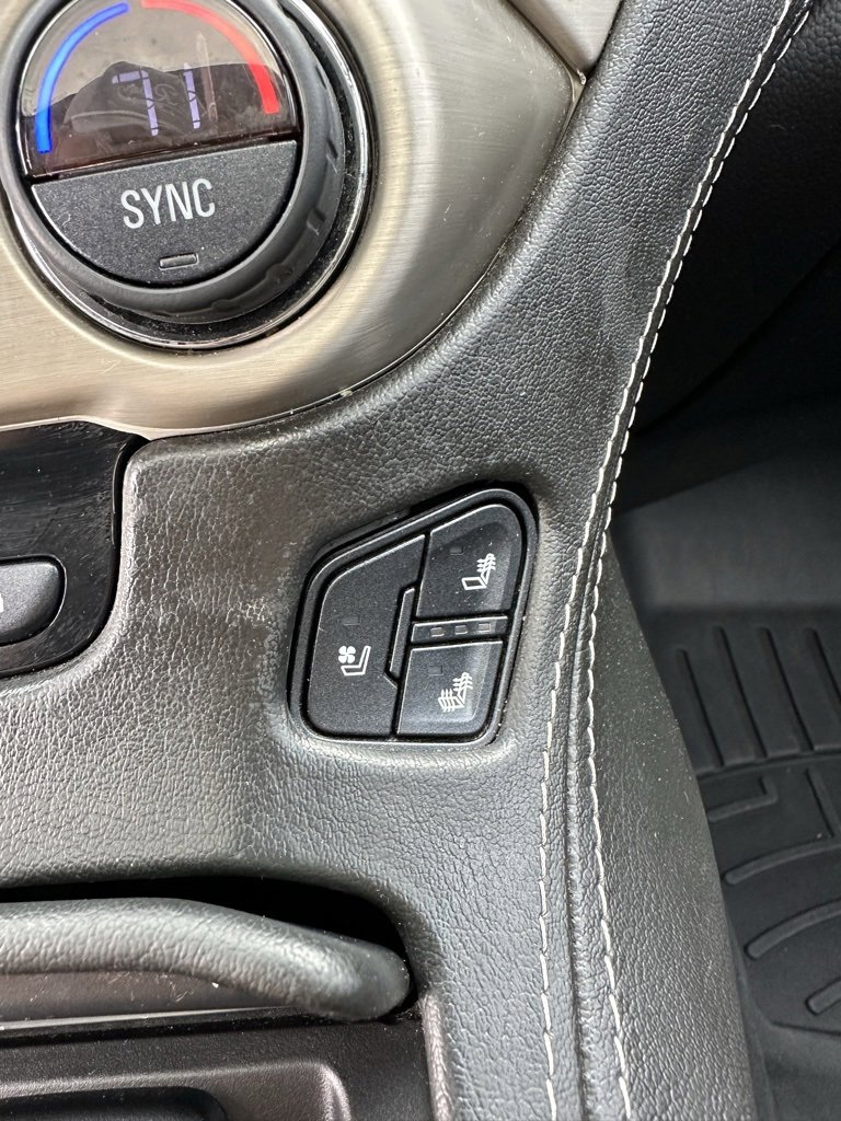 Used 2019 GMC Yukon Denali w/ Open Road Package image 17