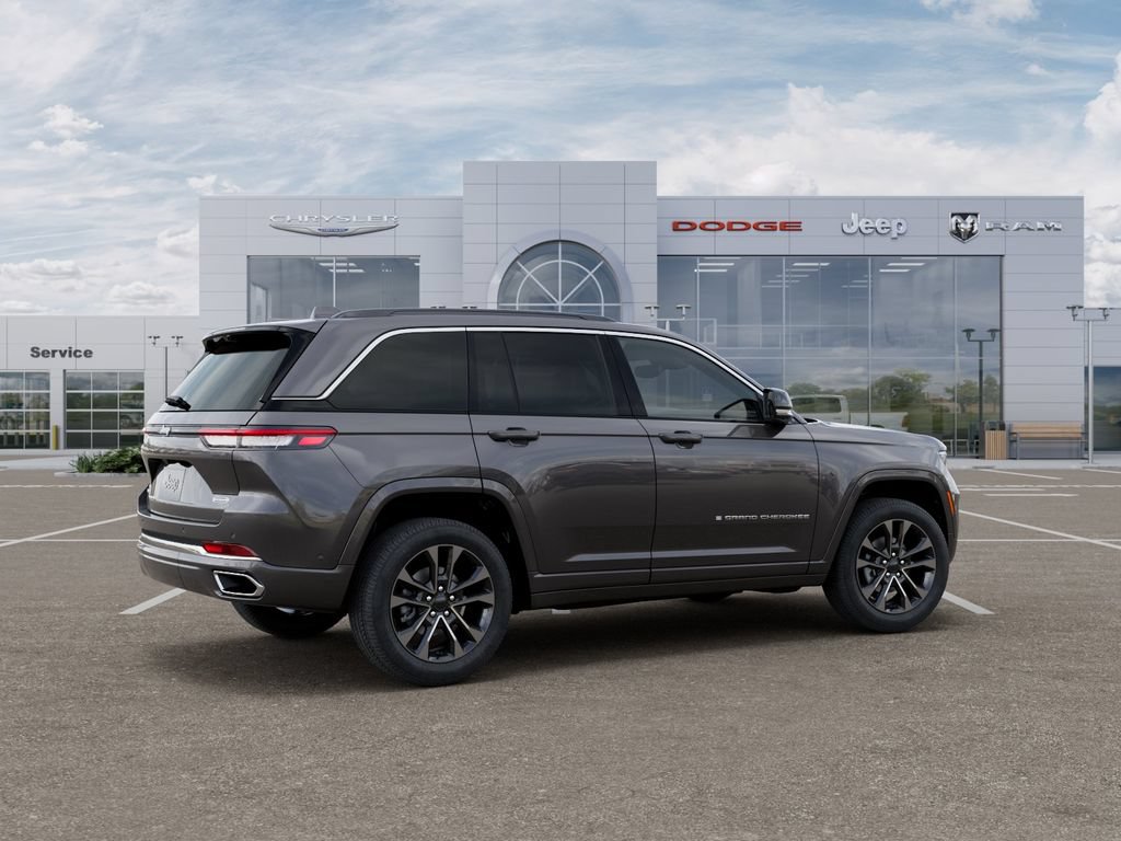 New 2025 Jeep Grand Cherokee Overland w/ Adv Protech Group III AWD/4WD image 4